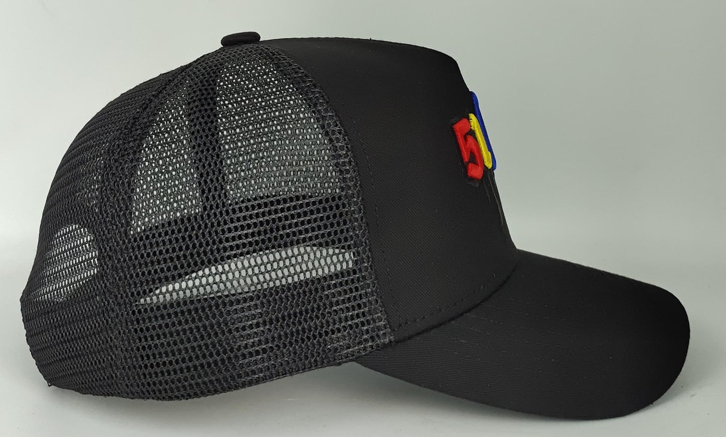 51631 Black Drip Logo Trucker Hat