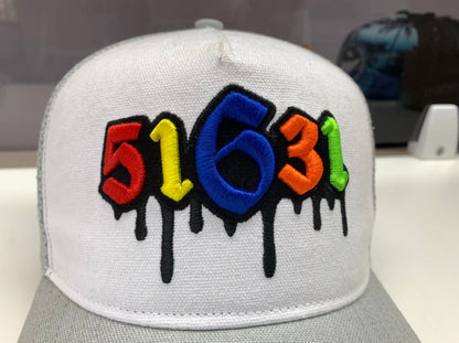 51631 drip logo Trucker